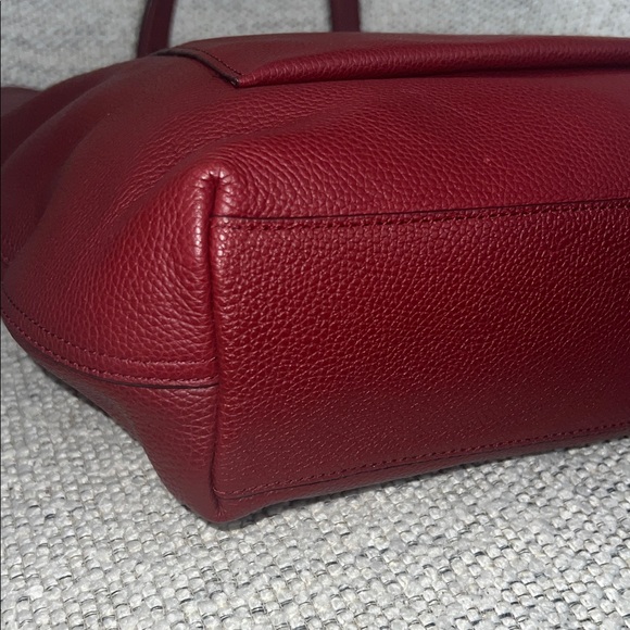 Coach Metropolitan Tote Bag Red Currant Pebble Leather Like New - Picture 8 of 15